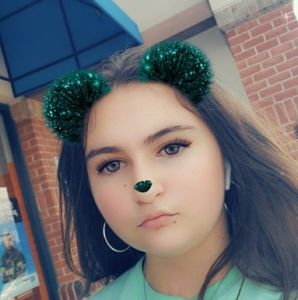 Meet your Posher, Angelina